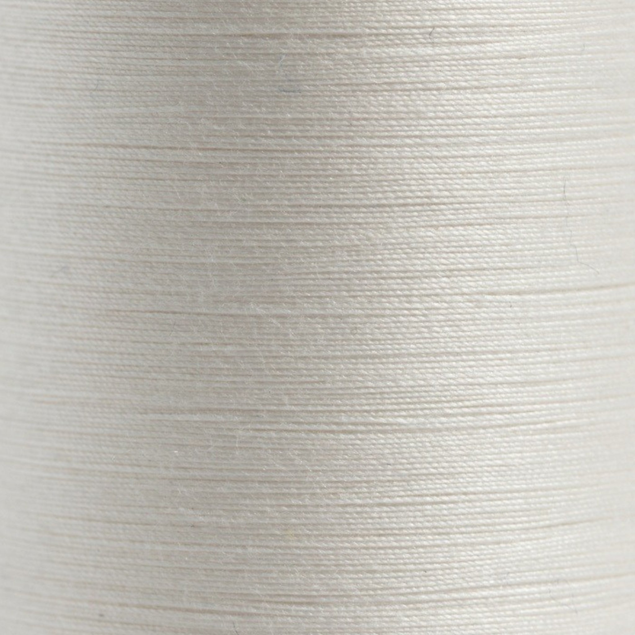King Tut 971 White Linen off-white cream quilting thread closeup 500yd Superior Threads